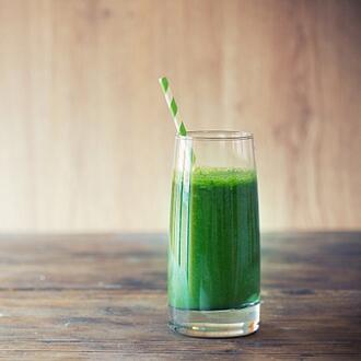 Kale_smoothie-098830-edited