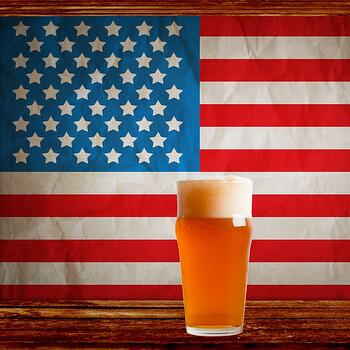 Patriotic_beer-815177-edited