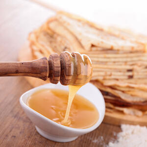 honey and crepes