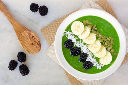 Green-smoothie-bowl