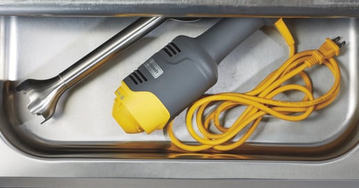 Compact Power: Introducing the BigRig™ 9”/23 cm Immersion Blender