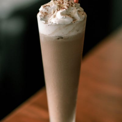 Kerry_Snickerdandy_Milkshake